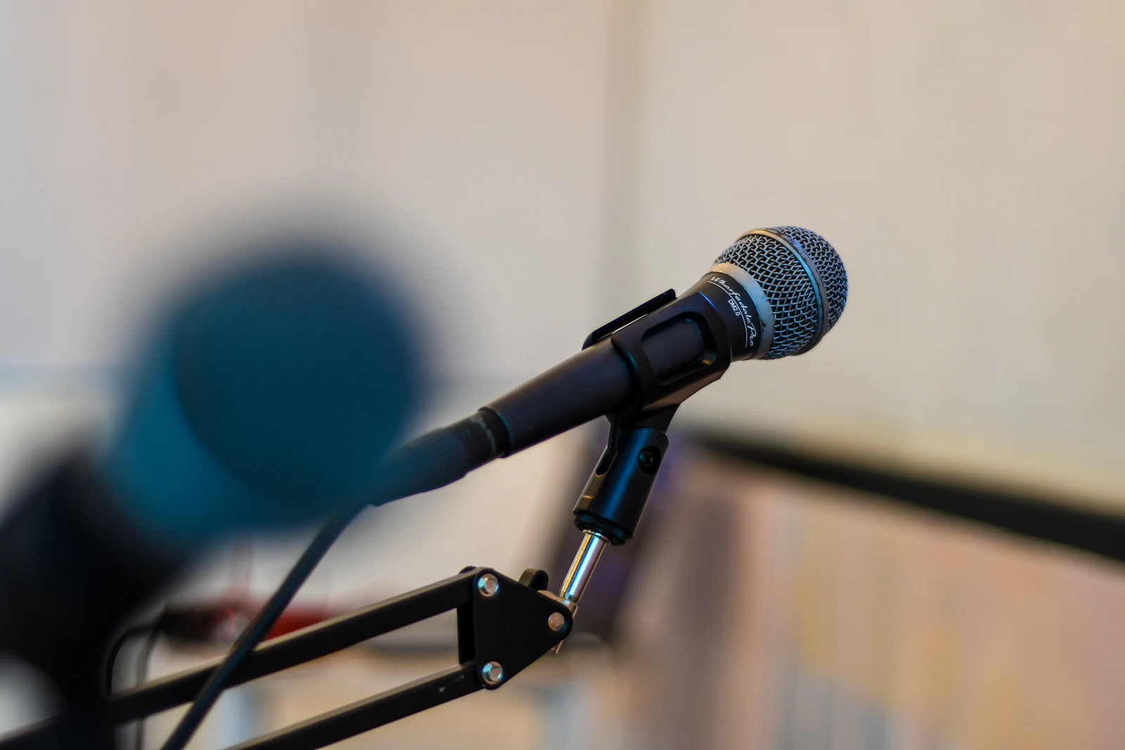 Desk Microphone Boom
